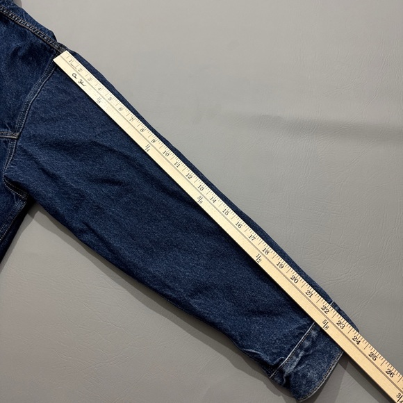 Levi’s Denim Jean Trucker Jacket - Picture 4 of 6
